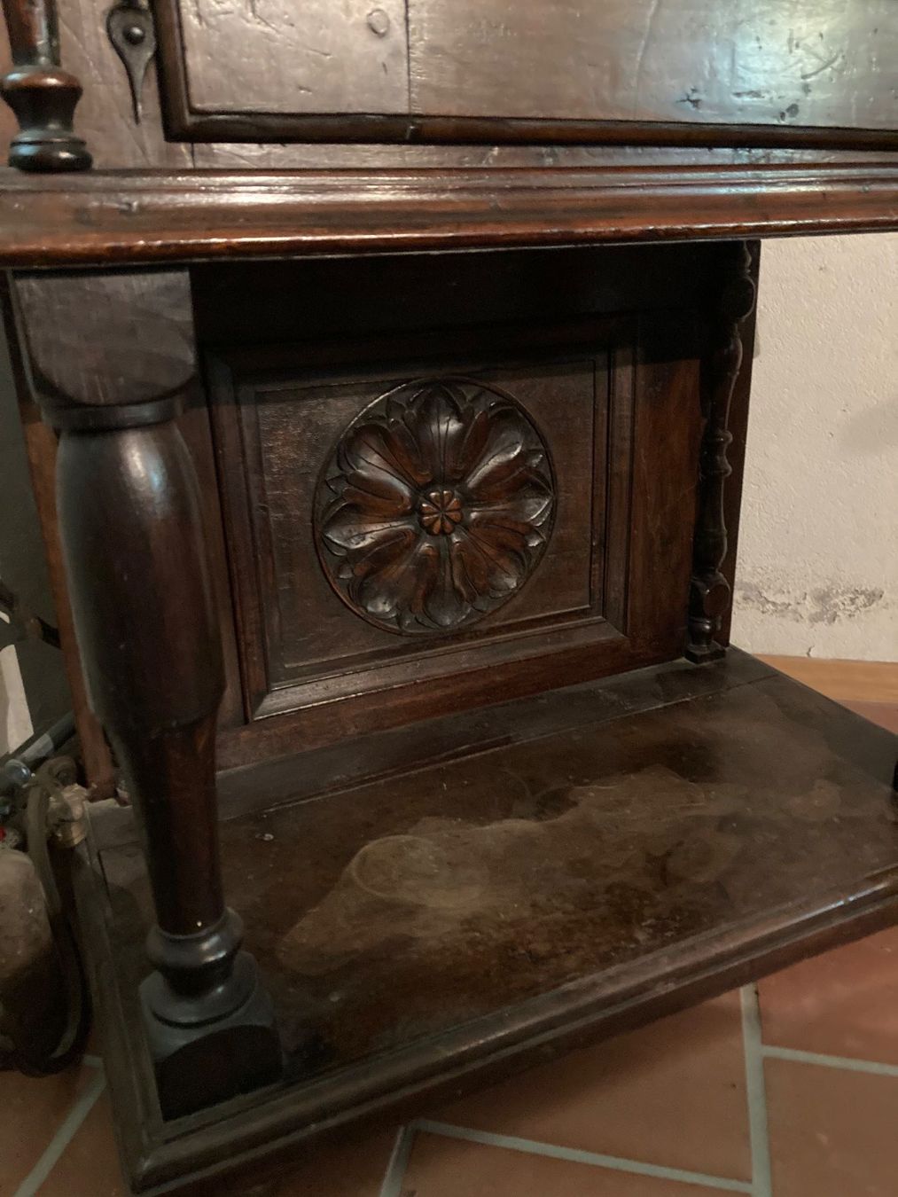 Credenze: meuble de chateau crédence Möbbel Buffet antik – Usato da St-Cierges venduto da LeRegain 6