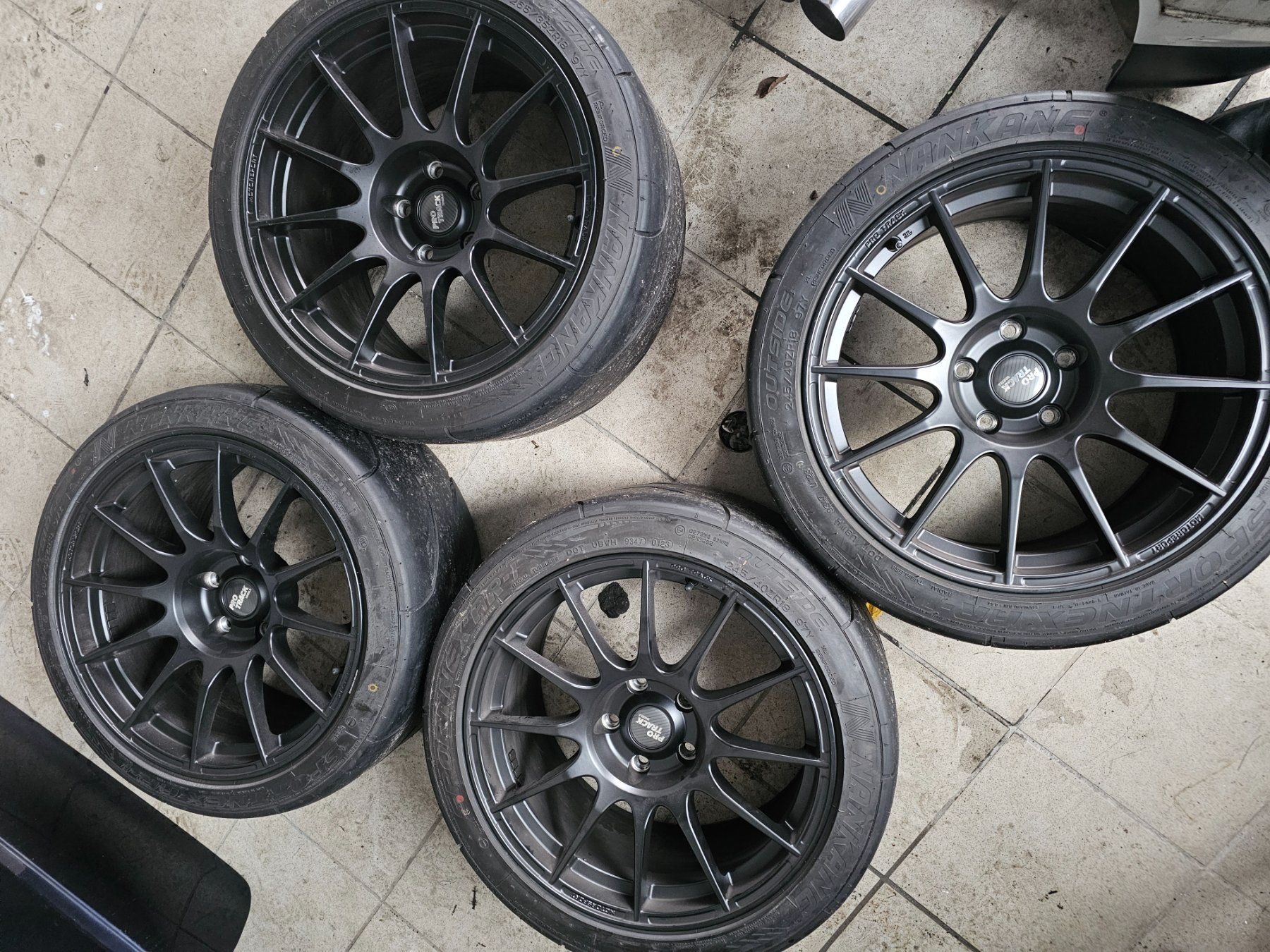 BMW Cerchioni: M3 e46 PRO TRACK Felgen Semi Slick – Usato da Büren an der Aare venduto da ann_j5yl