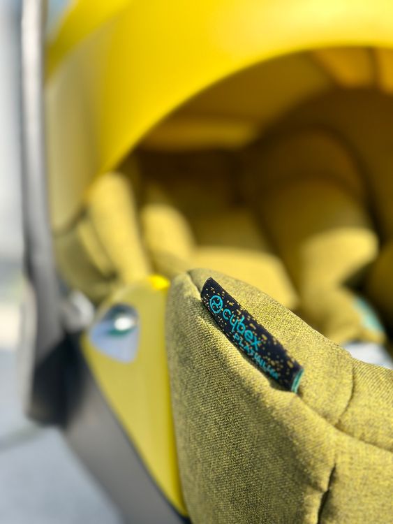 Cybex Sièges auto: Babyschale CYBEX Platinum Cloud T i-Size in Mustard Yellow – D'occasion à Schindellegi par RagnarsRok 5