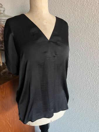 Schwarzes InWear Oberteil Gr.36 passt sehr gut bei Gr.38