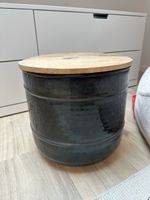 Beistelltisch - Metall mit Holzdeckel