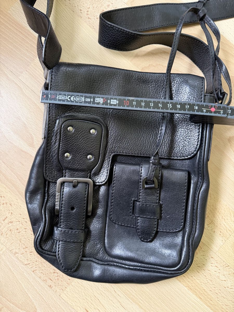 Bally Borse: BALLY Leder Crossbody Bag, schwarz – Usato da Luzern venduto da Sunnyside_71 6