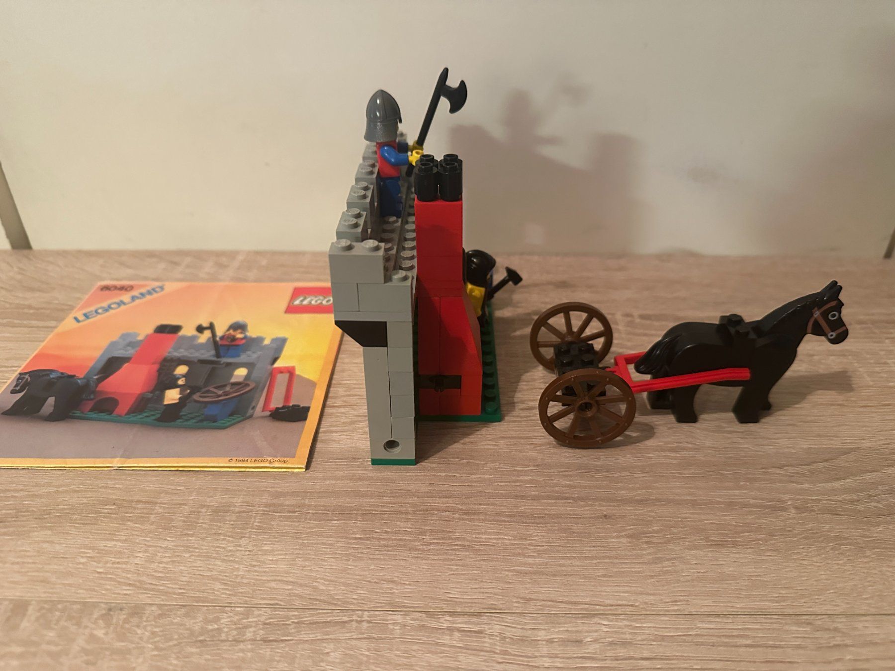 Legoland Kit di costruzioni: LEGO Ritter 6040 Blacksmith Shop – Usato da Basel venduto da Don-Angel 3