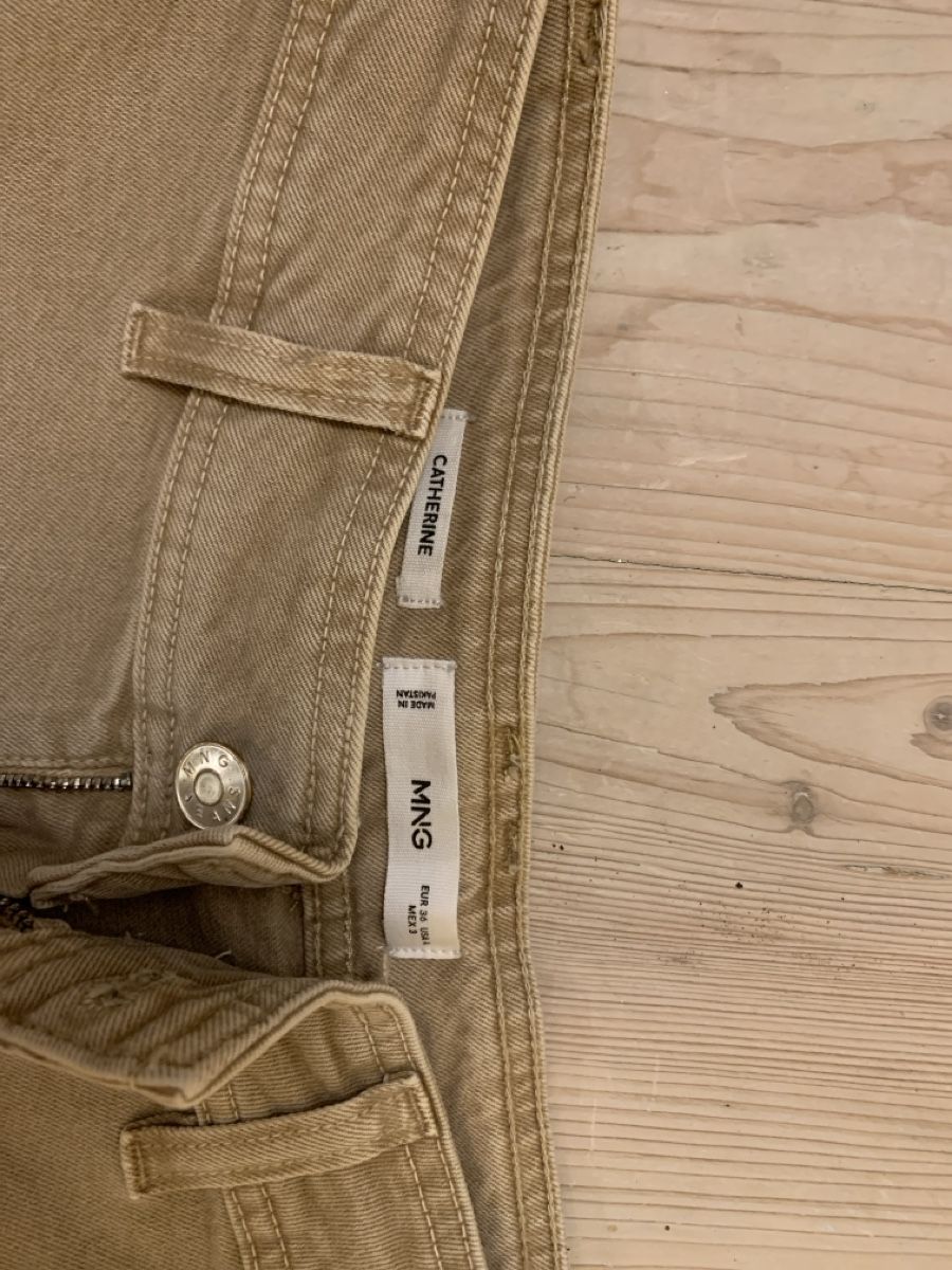 Mango Hosen: Mango Damenhose Wide Leg beige Gr. 36 – Gebraucht aus Amriswil von rah_hd2j 1
