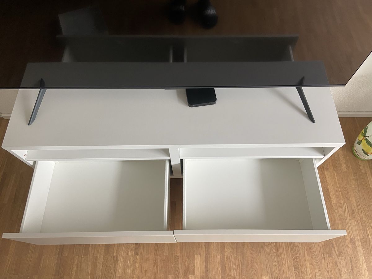 Ikea Mobili TV: Ikea TV-Möbel – Usato da Liebefeld venduto da ale_8m77 2