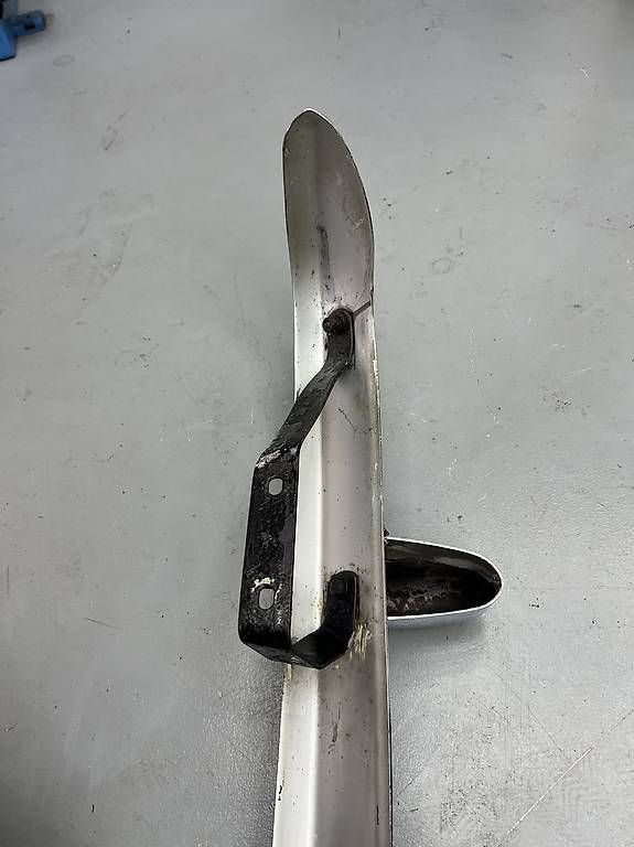 Toutes les pièces auto: Opel Kadett Stossstnage – D'occasion à Sulgen par Semi3369 4