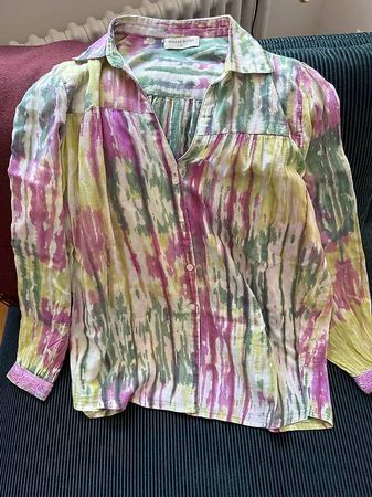 Baumwollbluse in "tie dye" Stil von Maison Hotel