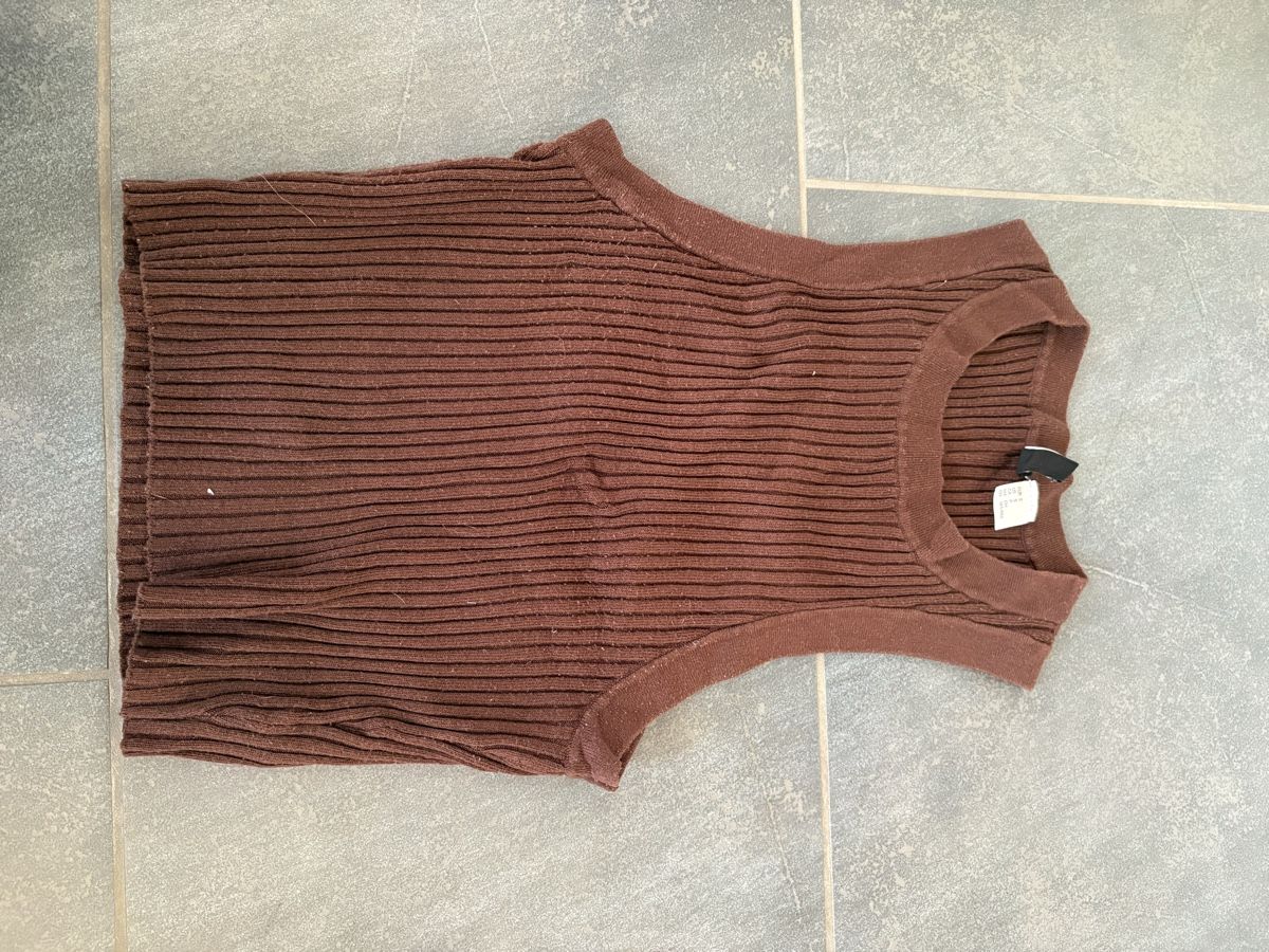 H&M Lotti di vestiti: Verschiedene Tops in Grösse S – Usato da Schwarzenbach SG venduto da Manmar 2