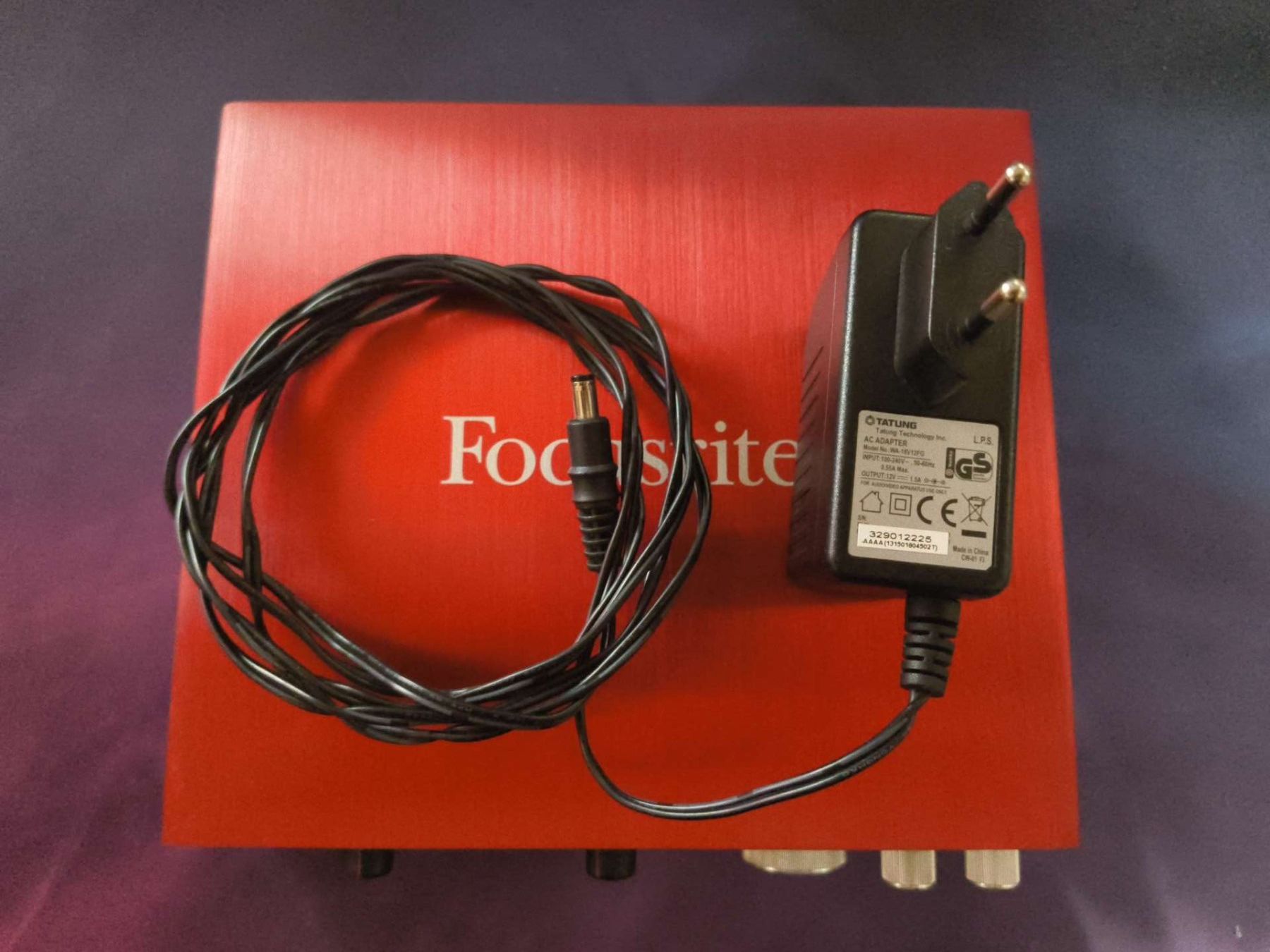 Focusrite Attrezzatura per studi di registrazione: Focusrite Scarlett 6i6 2e Génération – Usato da Savigny venduto da Seb_D 4