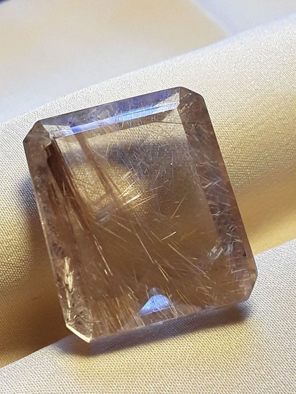 Minerali & Pietre curative: Rauch Nadel Quarz geschliffen Alt – Usato da Zürich venduto da sanwit 4