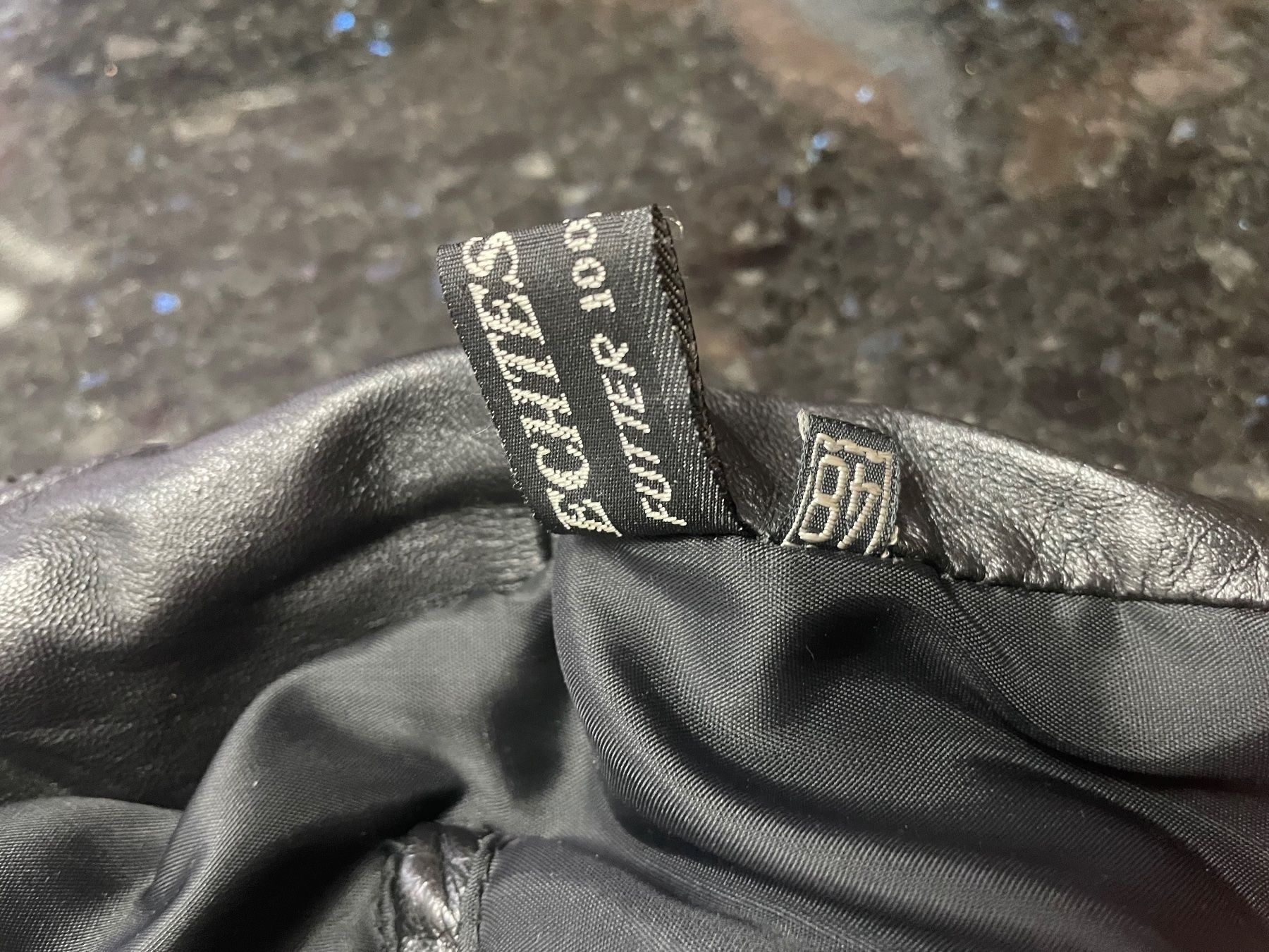 Vestes: Schwarze Lederjacke – D'occasion à Oetwil am See par 12P11P10P 3