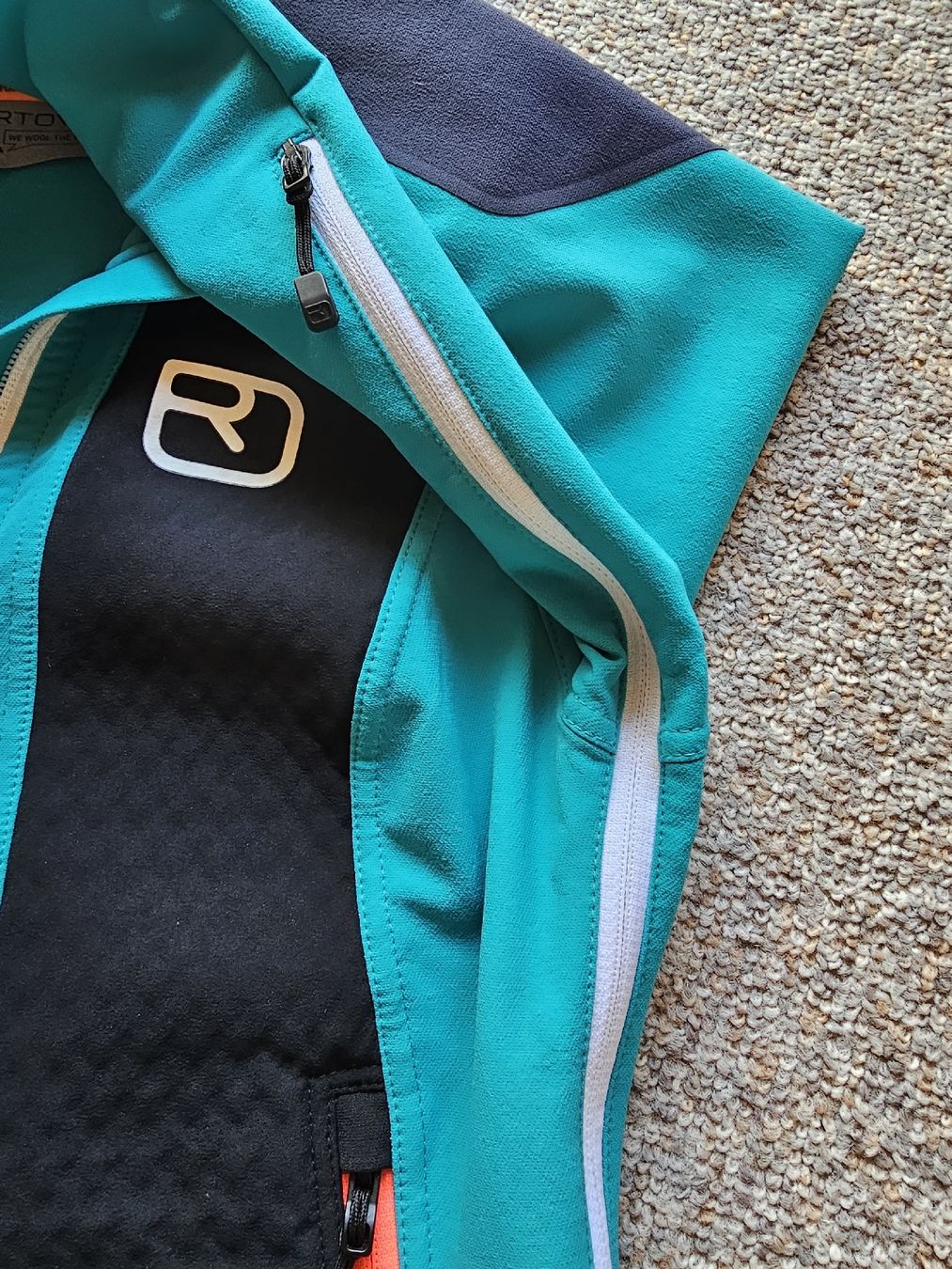 Ortovox Giacche: Ortovox Softshelljacke Damen XS – Nuovo (secondo la descrizione) da Horw venduto da KatharinaT 2