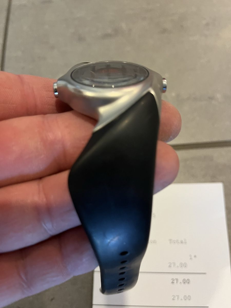 Oakley Montres: Oakley Uhr  – D'occasion à Neerach par fuz_8d7l 7