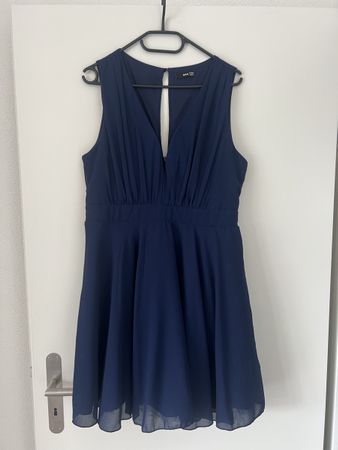 Dunkelblaues Kleid, Gr. 42/44, kurz/knielang