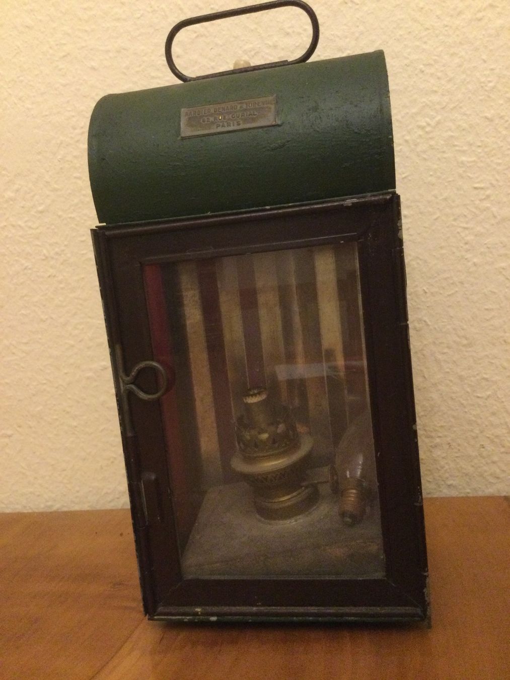 Lampade: Antike Laterne, mit Glühbirnenmechanismus – Usato da Adliswil venduto da luzia31