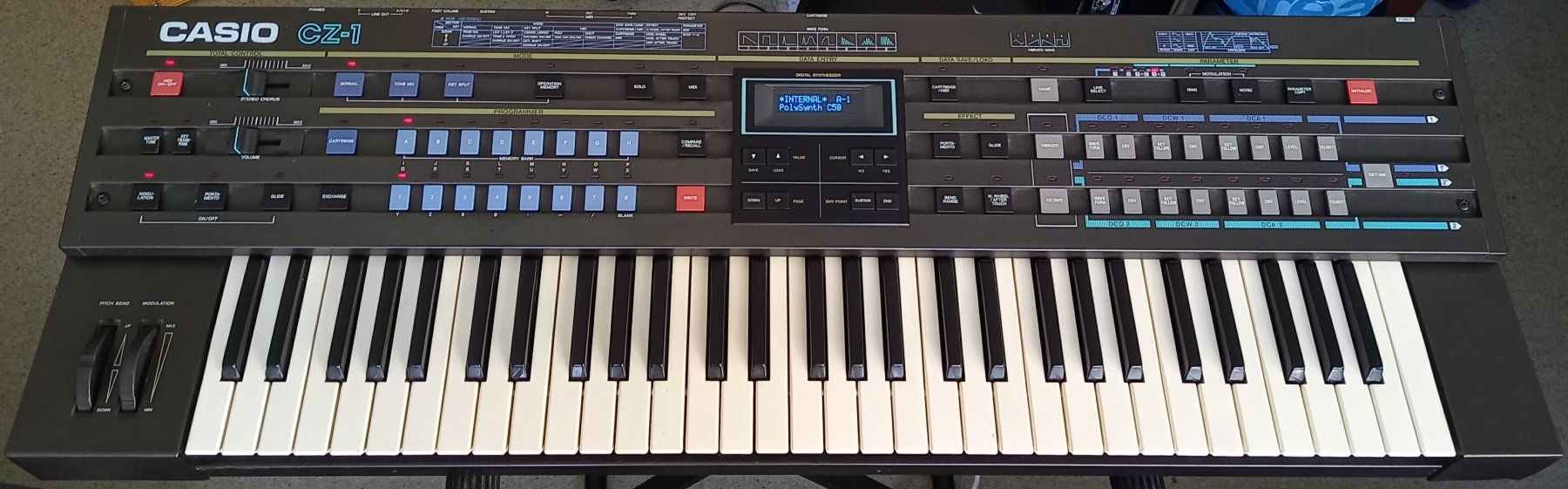 Casio Strumenti musicali: Casio CZ-1 Synthesizer + RAM Cartridge RA-6 – Usato da Luzern venduto da garlicia