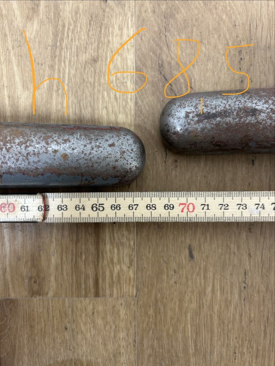 Altri mobili: 3 Paare Tischfüsse – Usato da Basel venduto da MoebelSackmann 4