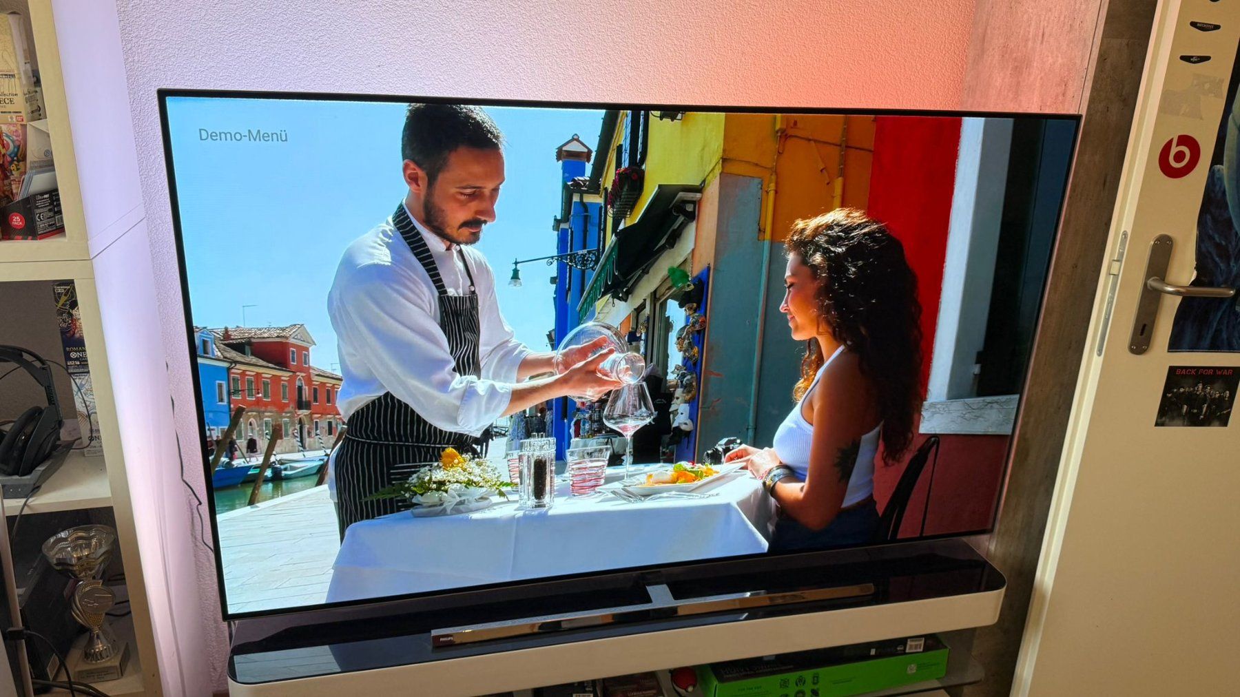 Philips Televisori: Fernse 65 Zoll mit Möbel Weis Philips – Usato da Kandergrund venduto da fre_5lgk 3