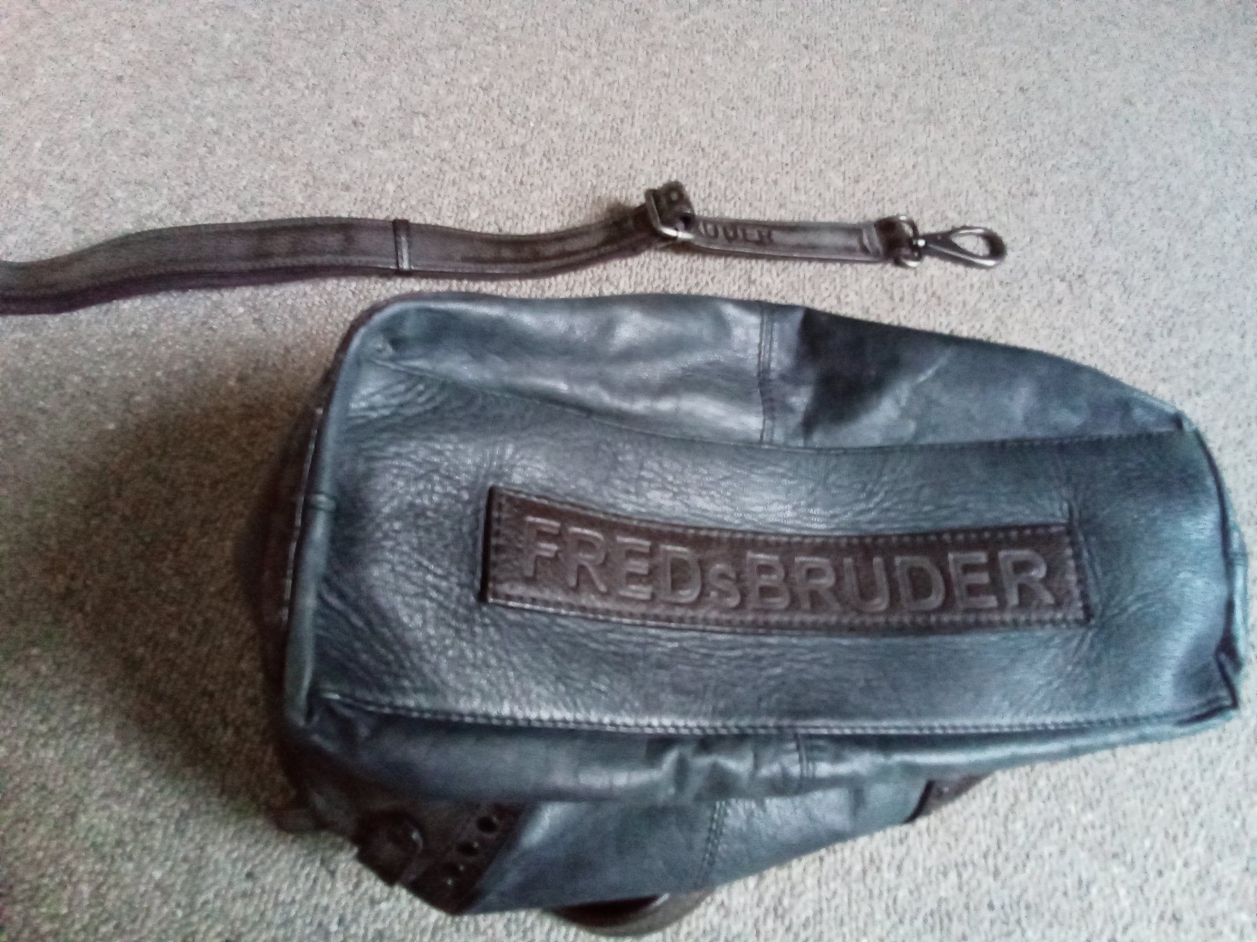 FredsBruder Borse da donna: FredsBruder Ledertasche – Usato da Uesslingen venduto da Thur66 2