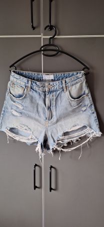 Bershka Shorts