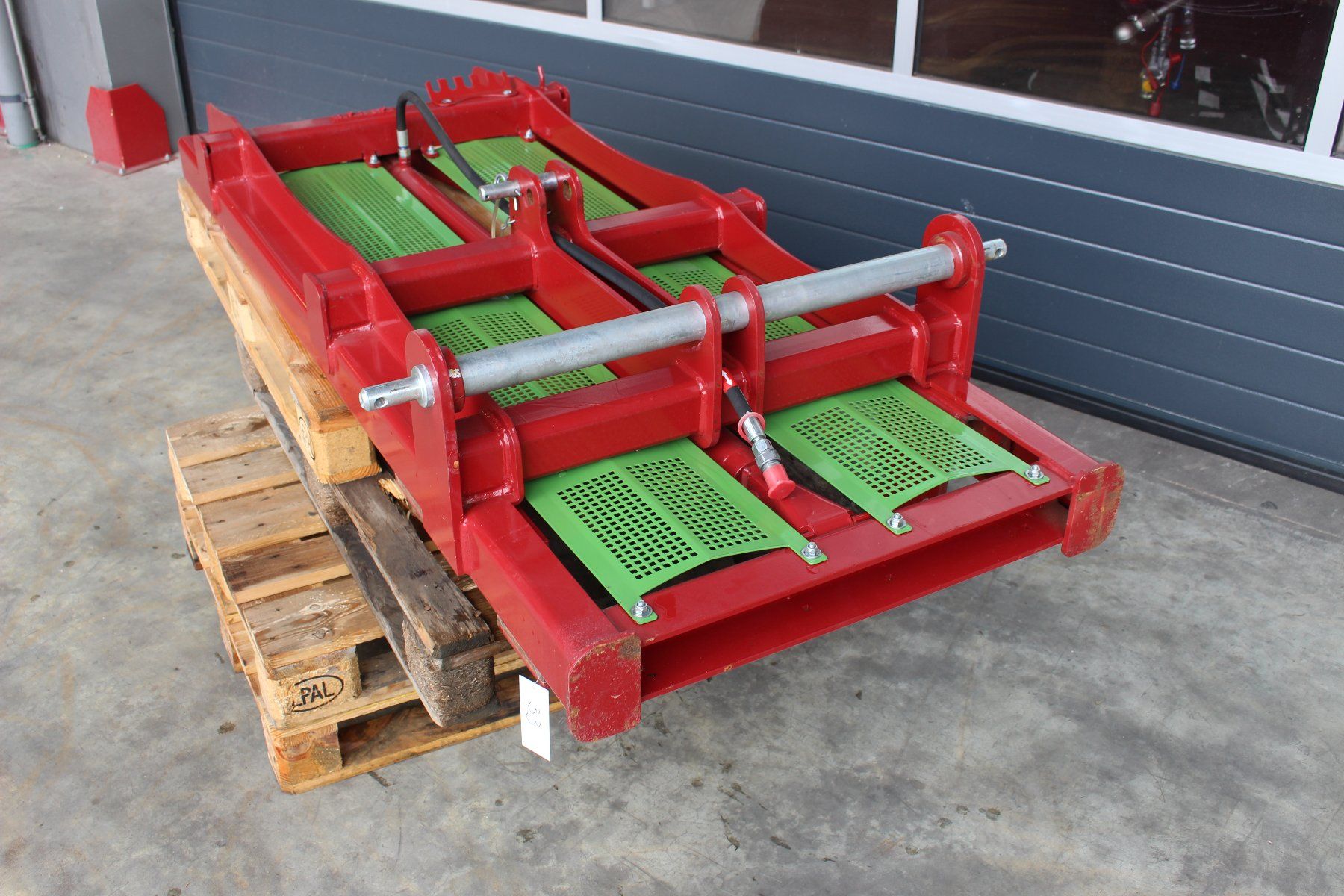 Tutte le macchine: Hubmast zu Siloblockschneider Strautmann – Usato da Hüswil venduto da AgrotechnikZulliger 1