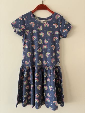 Schönes Kleid Gr. 116, Neu