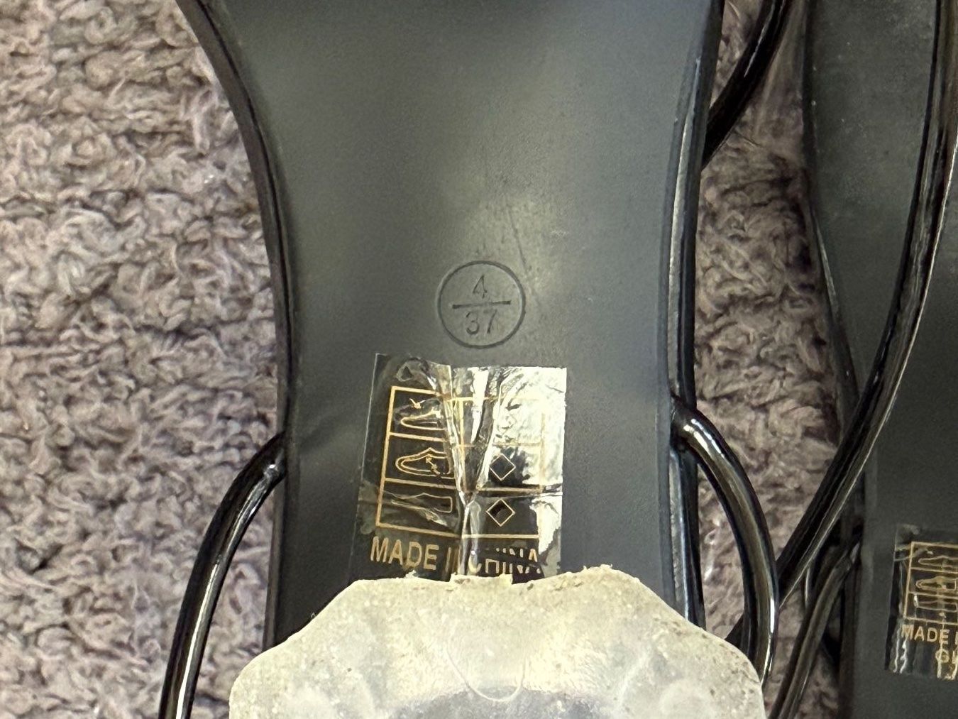 Scarpe da donna: Chaussures à talons noirs à lacets – Usato da Prez-vers-Siviriez venduto da mar_n29z 2