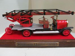 MAGIRUS DEUTZ FEUERWEHR  LEITER  1925    1:43