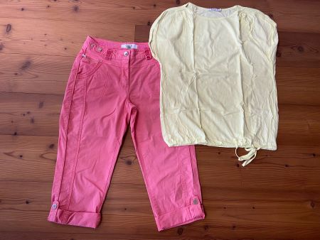 3/4 Hose Gr. 25 und Shirt Gr. XS von Cecile