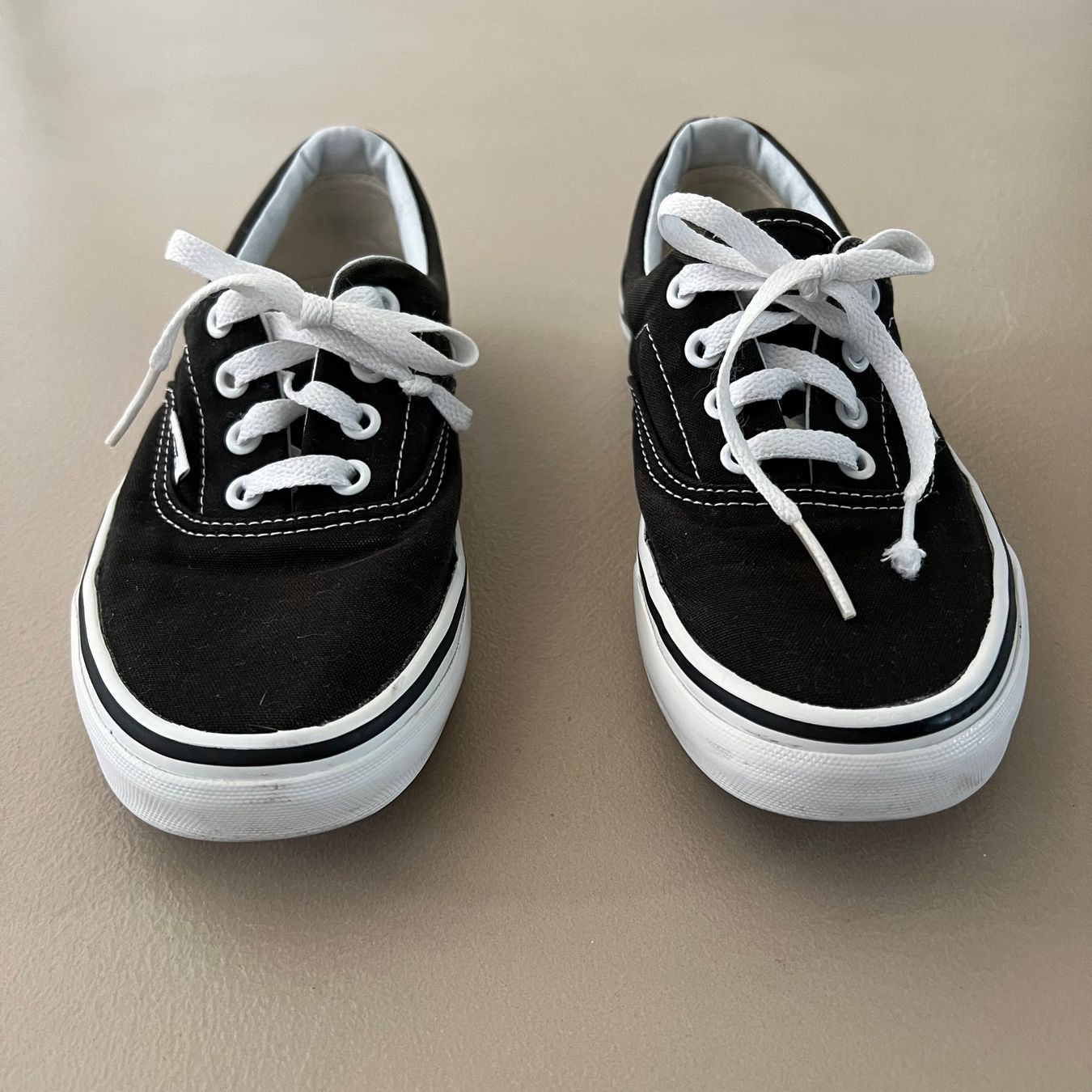 Vans Scarpe da donna: VANS Sneaker 'Authentic' in Schwarz – Usato da zürich venduto da vintage12 3