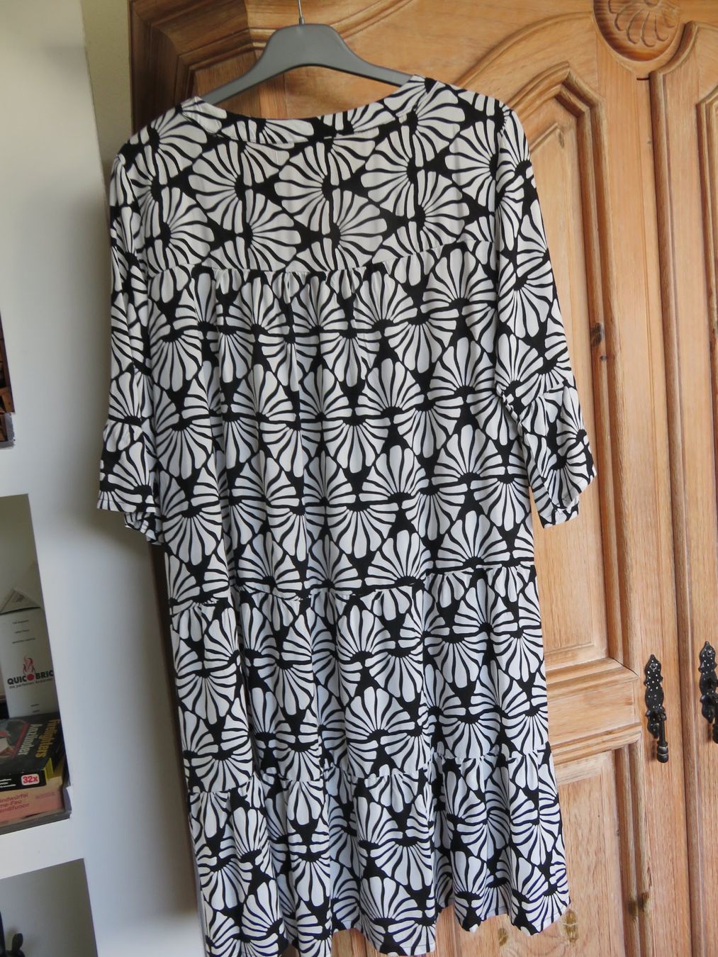 Vestiti: NEUES KLEID Gr. 46 – Nuovo e nell'imballaggio originale da Lachen SZ venduto da portofino01 1
