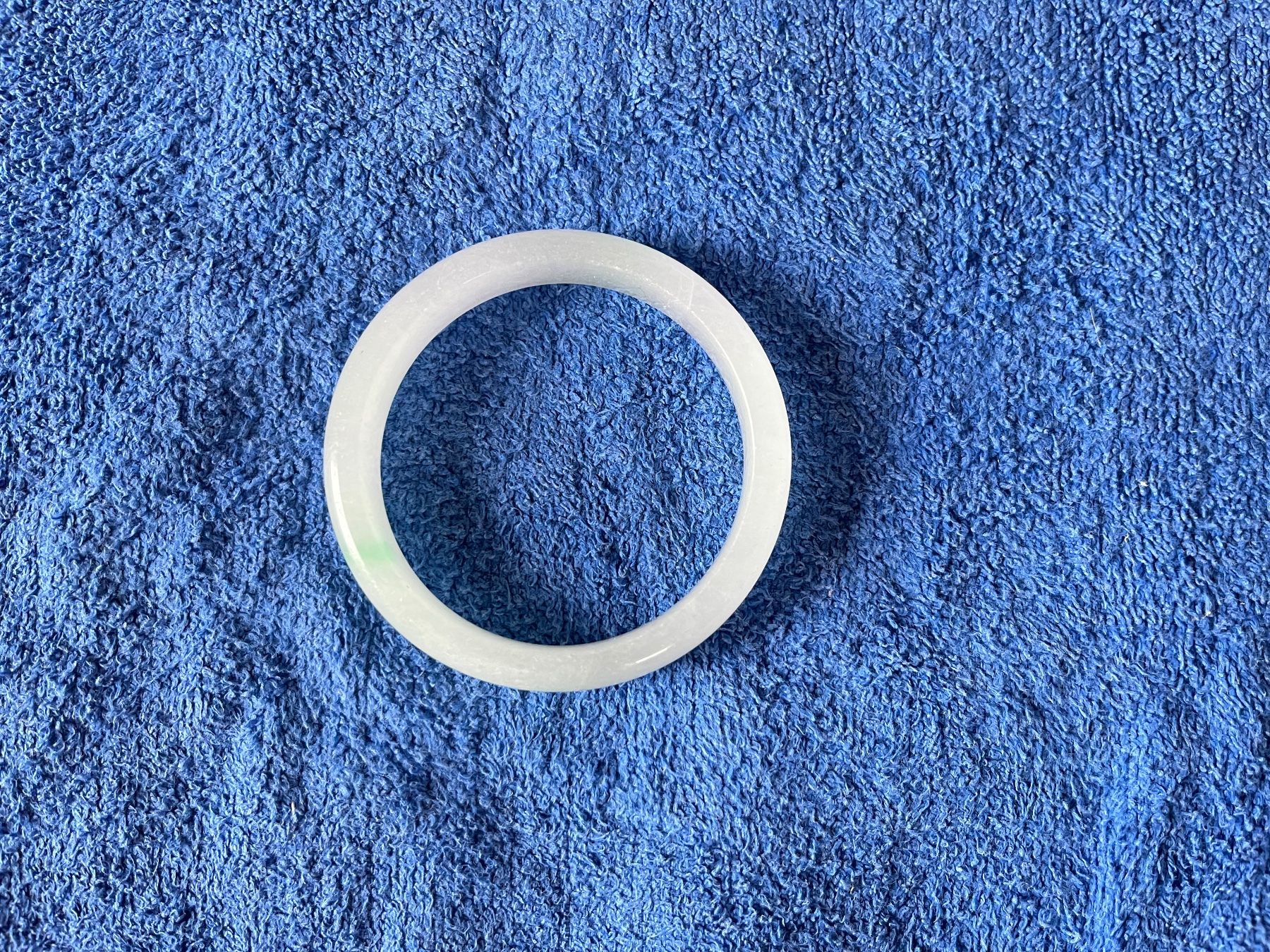 Bracciali & Braccialetti: Jade Armreif aus China – Nuovo e nell'imballaggio originale da Kriens venduto da Angie88 1