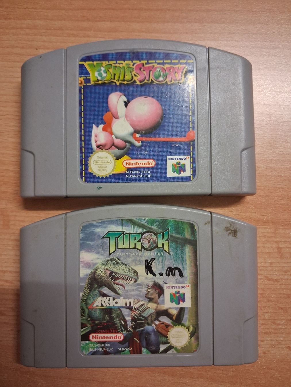 Nintendo Giochi: Turok et Yoshi's story – Usato da La Chaux-de-Fonds venduto da syl_lvy2