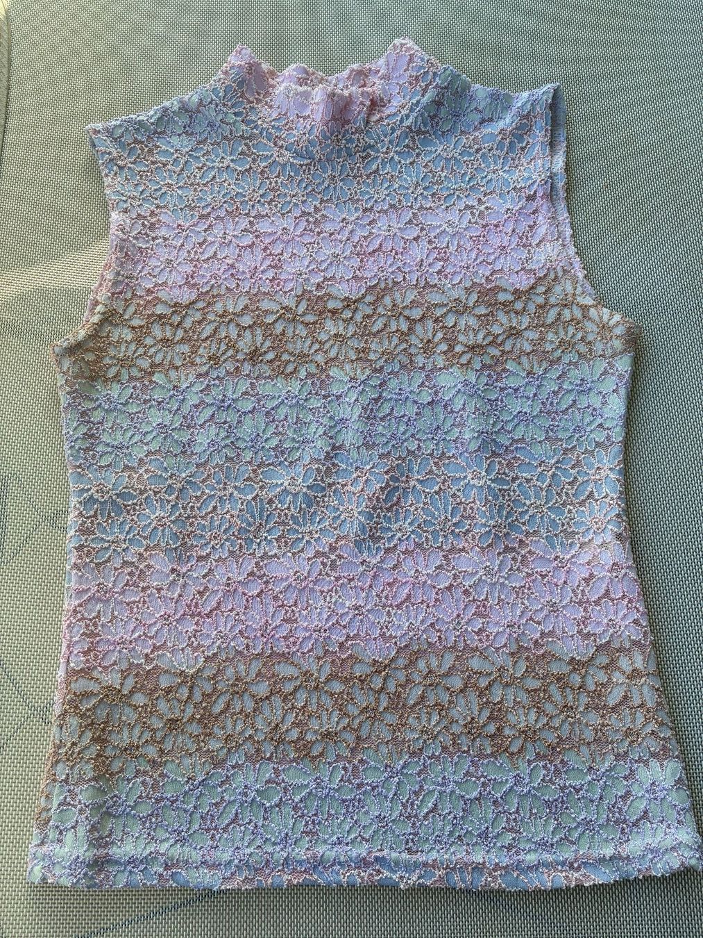Tops: Top sans manches – Gebraucht aus Fribourg von SD1910