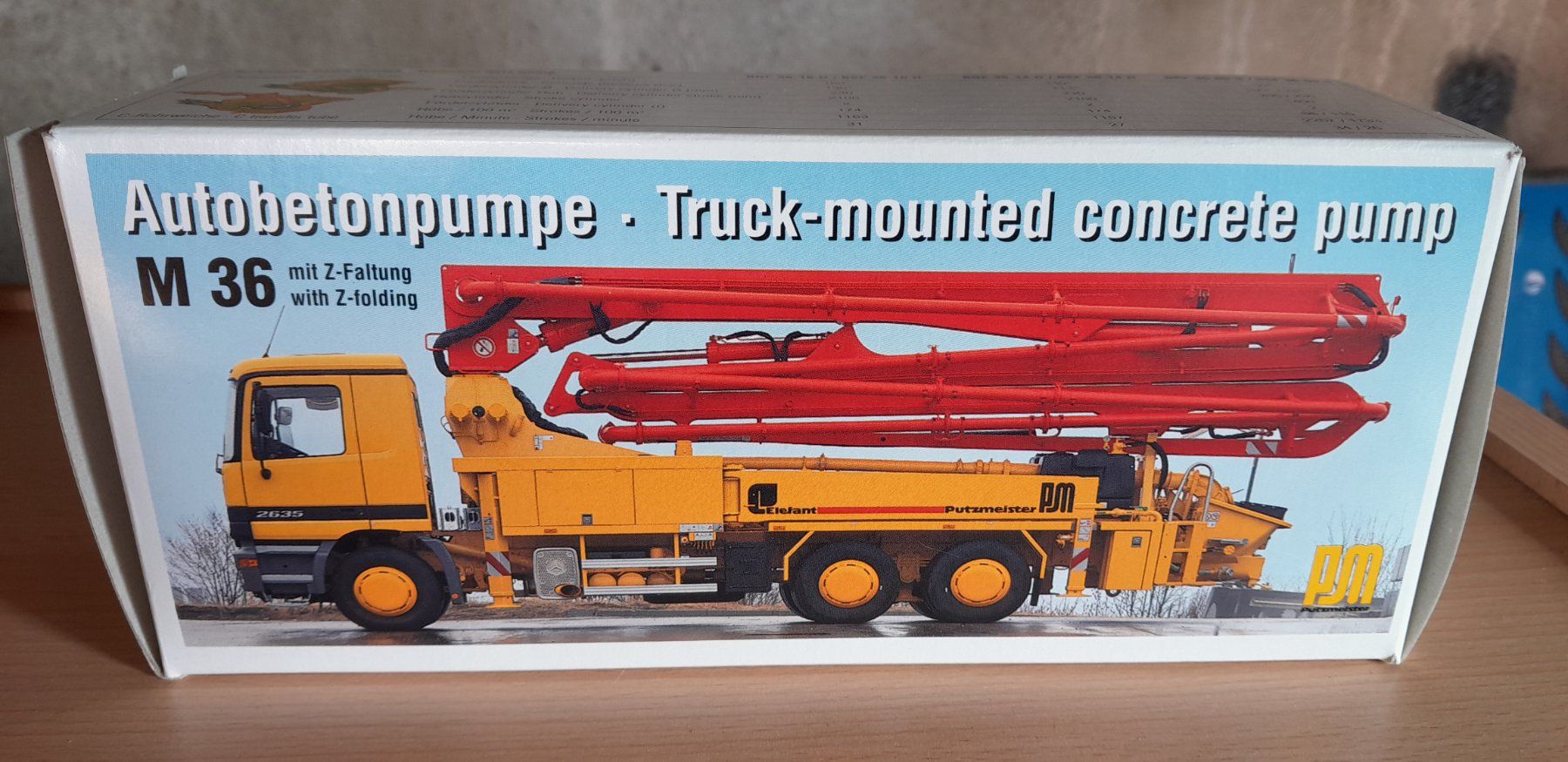 Conrad Kit di modellismo & Modellini statici: Putzmeister Betonpumpe – Nuovo e nell'imballaggio originale da Oberlunkhofen venduto da Grassykey