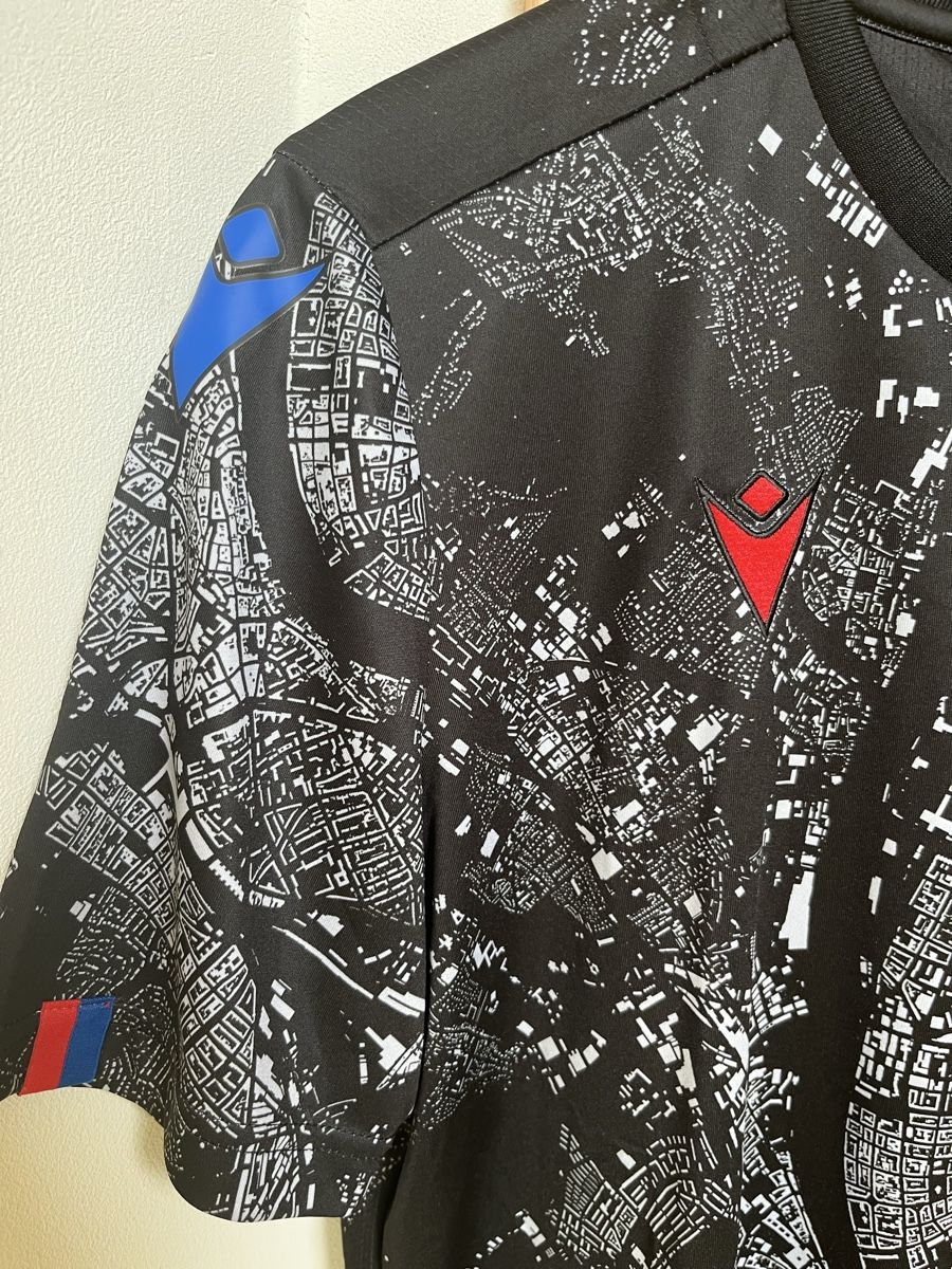 FC Bâle Maillots de corps & Pantalons: Basel Trikot  – D'occasion à Besenbüren par eri_j8j6 1
