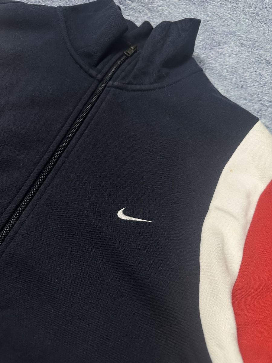 Nike Giacche: Nike Trainingsjacke – Usato da Luzern venduto da 041Vintage 1