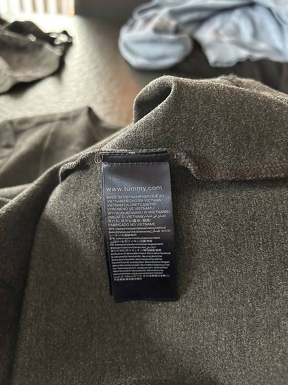 Vestiti: Neues Kleid tommy Hilfiger grösse 8 – Usato da Leuzigen venduto da nora999 3