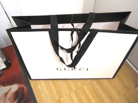 10 original Gucci Tragetaschen - neu -B 55 H 40 T20 Griff 22