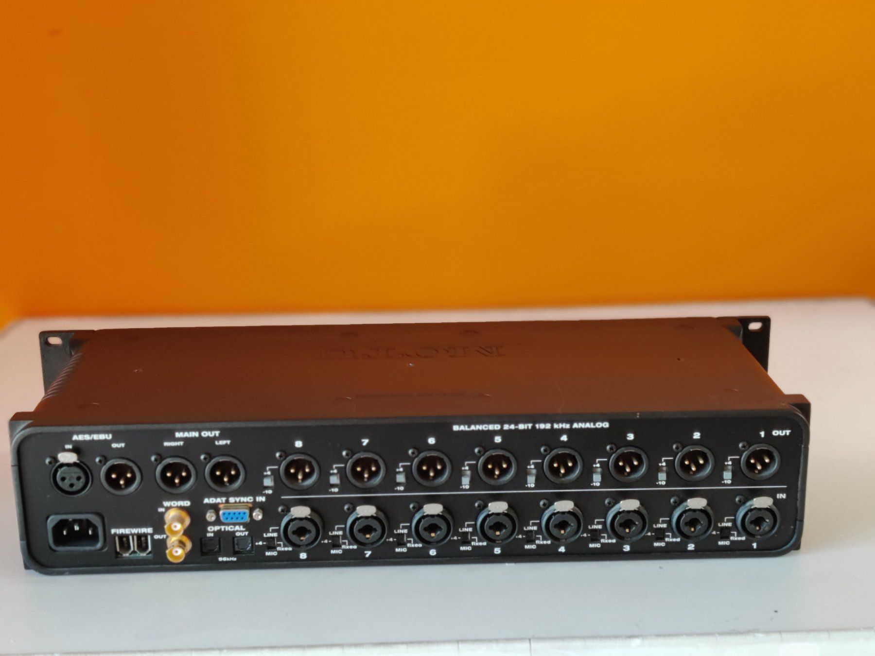 Attrezzatura per studi di registrazione: MOTU 896HD FireWire Audio Interface – Usato da Viganello venduto da XTECHSTOREX 7