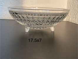 Kristall Schale auf Füssen, Durchmesser 17.5 cm