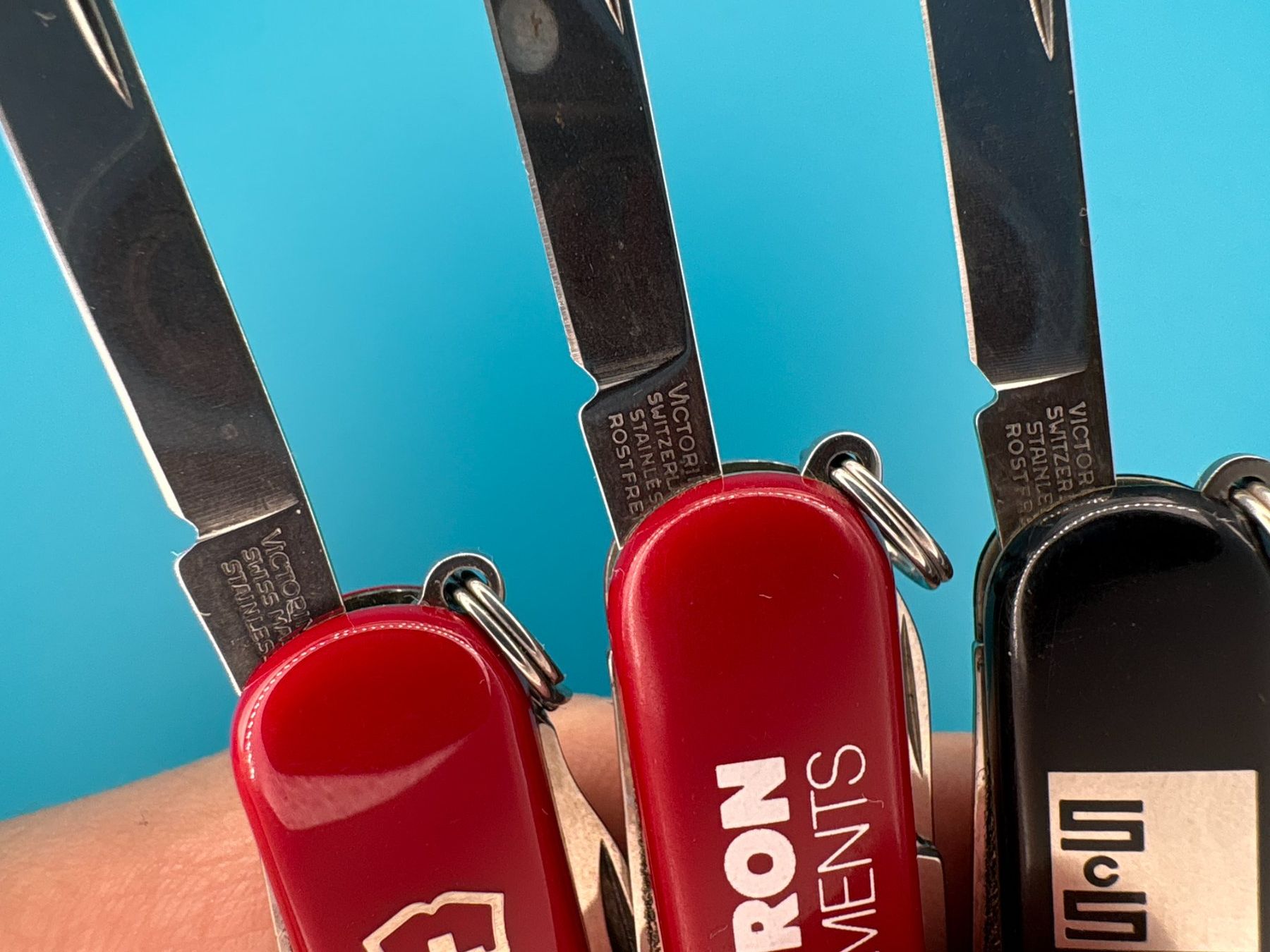 Victorinox Taschenmesser: 3 kleine Victorinox – Gebraucht aus Elgg von Jo_Naj 4