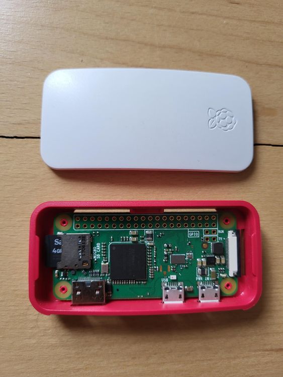 Raspberry Pi Zero W inkl. Gehäuse | Kaufen auf Ricardo