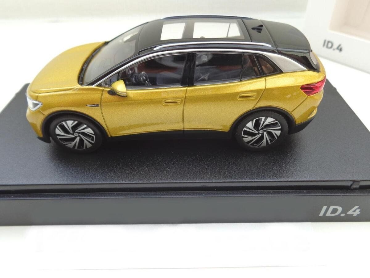 Volkswagen Voitures modèles: VW ID.4 – Neuf avec emballage d'origine à Flawil par Imperiosud 3