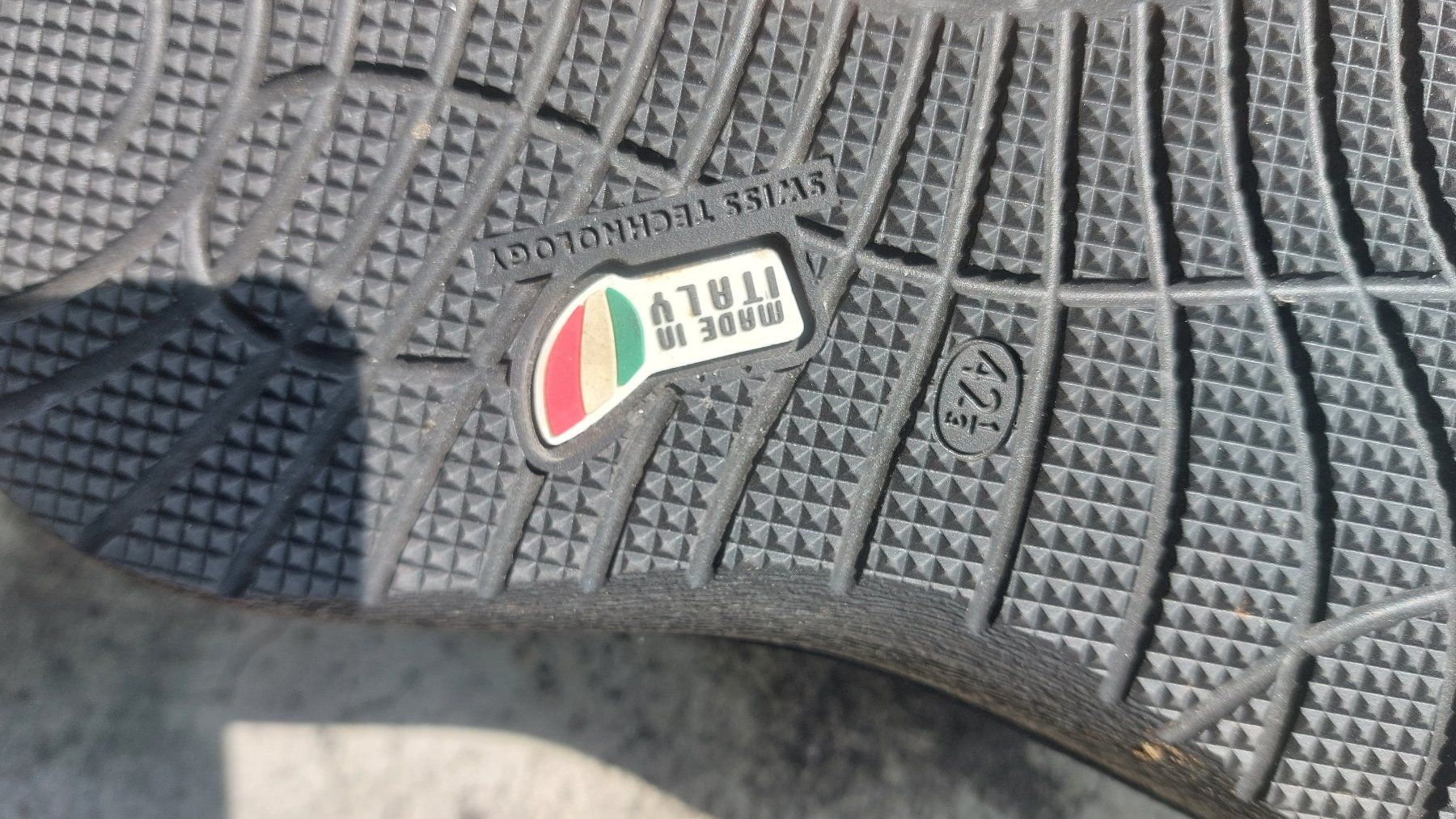Herrenschuhe: Kybun Gesundheitsschuhe Gr 42 1/3 – Neu (gemäss Beschreibung) aus Münchenstein von Heremesios 1