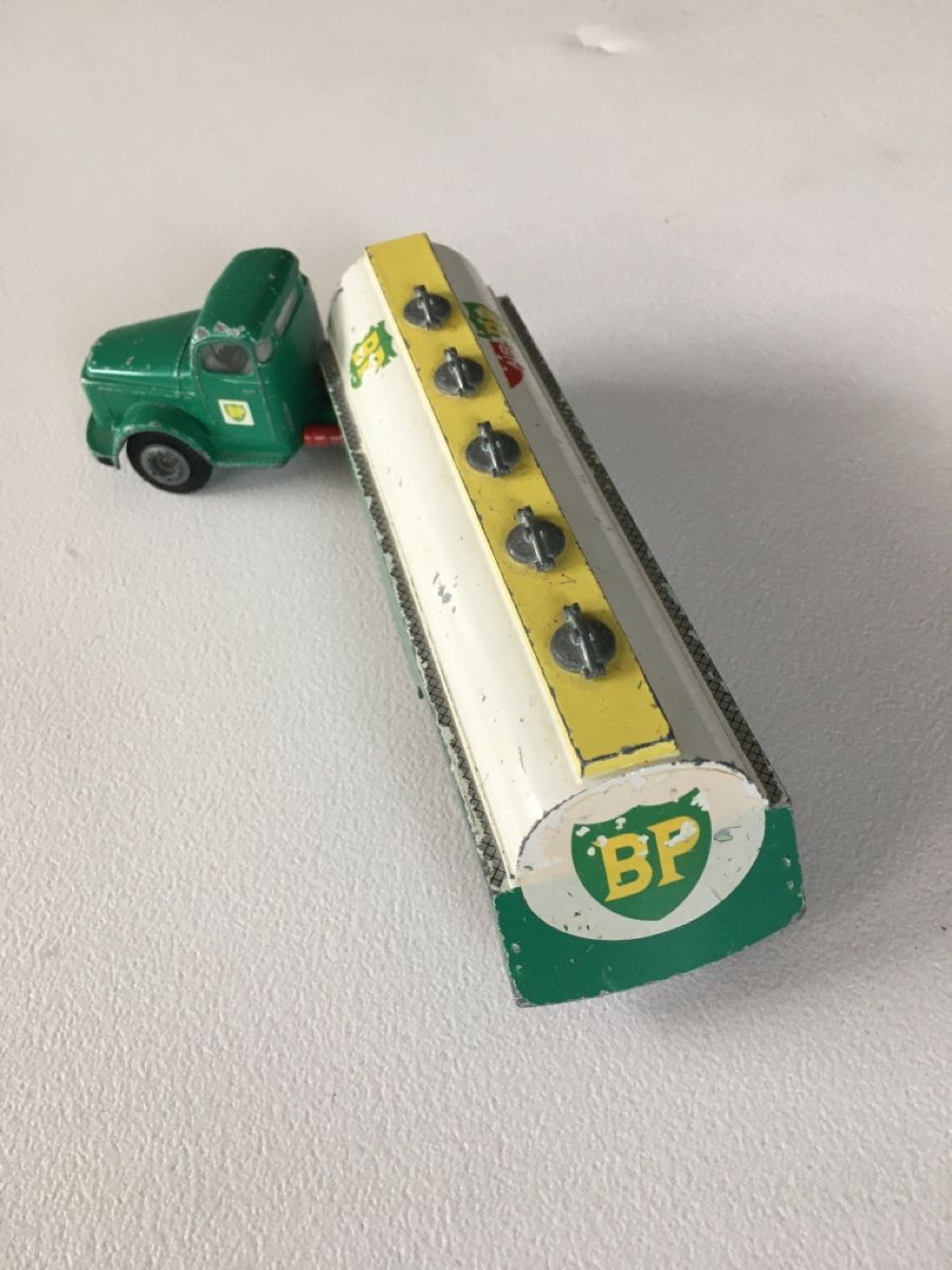 Volvo Modellini d'auto: Tekno Volvo BP Tanker – Usato da Grellingen venduto da Toyhamster 2