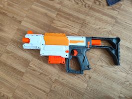 Nerf Modulus Regulator mit Schulterstütze