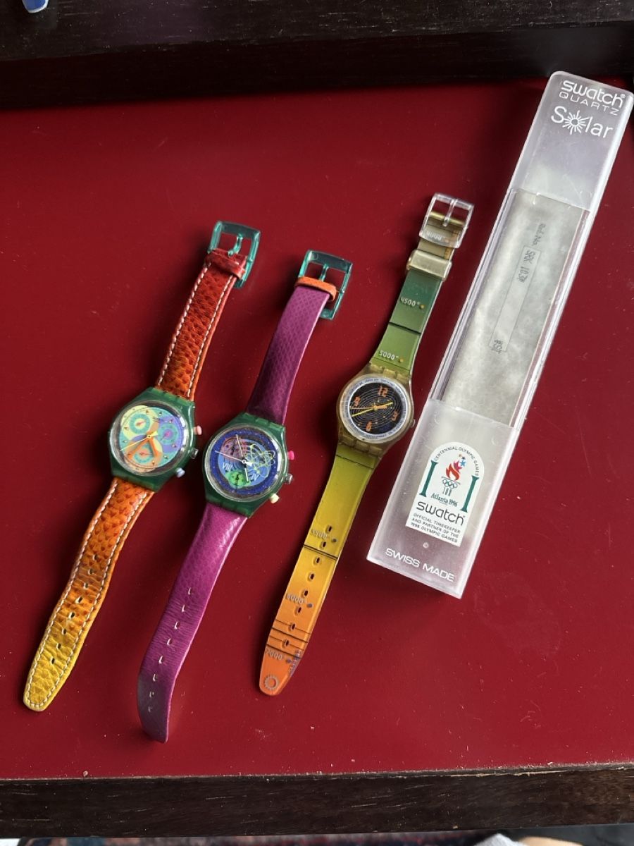 Swatch Smartwatch: Lot de 3 Swatch chrono et solar – Usato da Sergey venduto da sylviegut
