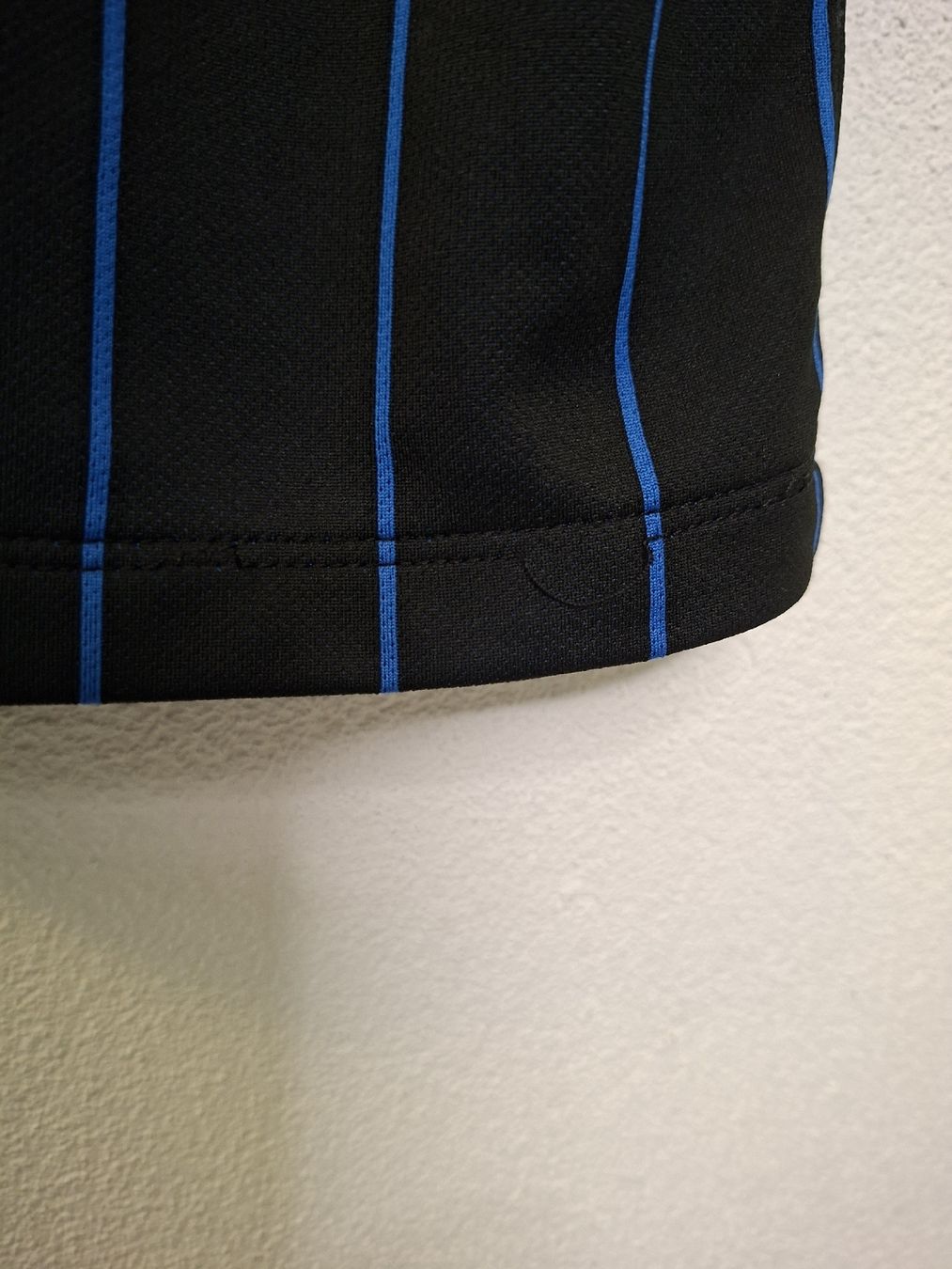 Football Club Internazionale Milano Canottiere & Pantaloni: Original Inter Milan 2014-15 Home Trikot – Usato da St-Léonard venduto da SwissDealsJersey 7