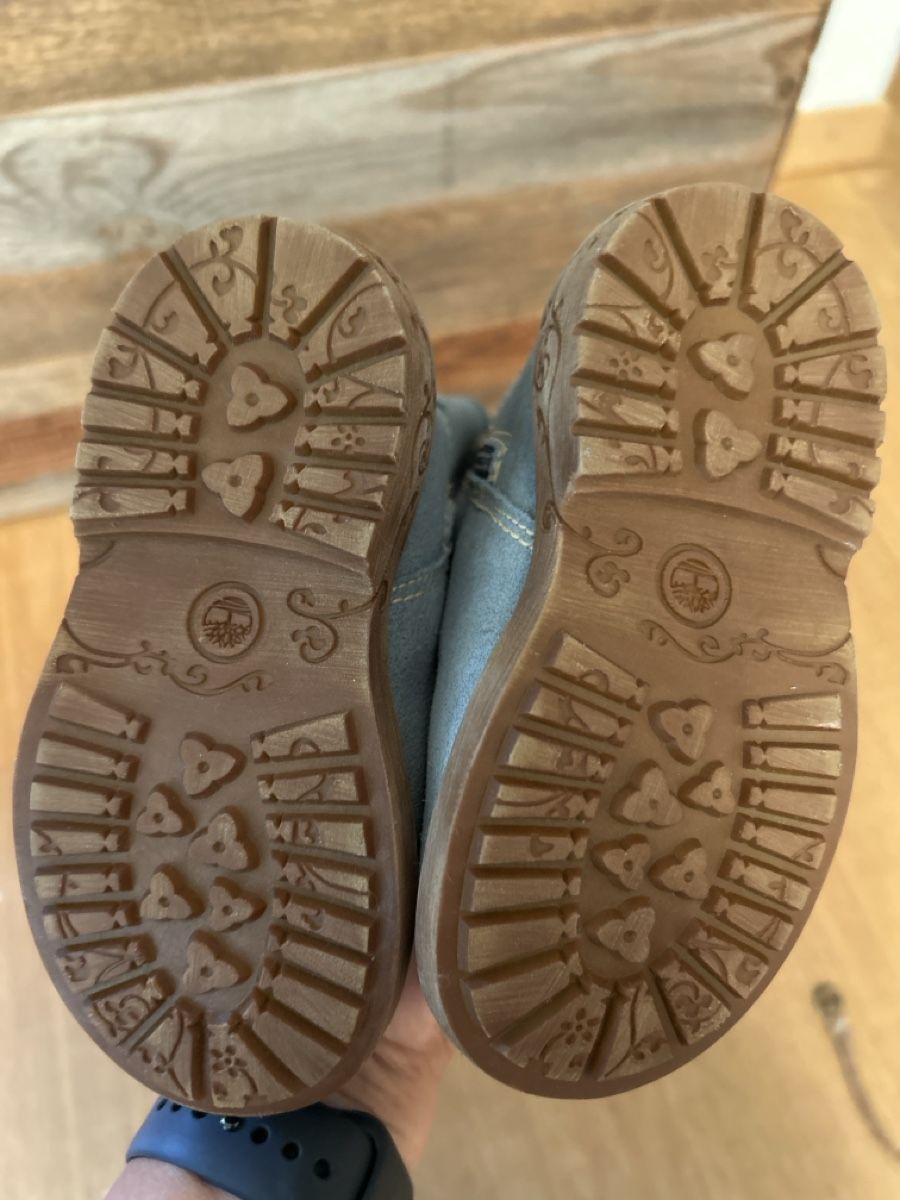 Timberland Scarpe per ragazze: Stiefeln von Timberland 23 – Nuovo e nell'imballaggio originale da Uetikon am See venduto da barceloneta 4